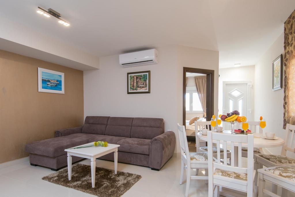 Apartments Villa Stella Orebic Bagian luar foto