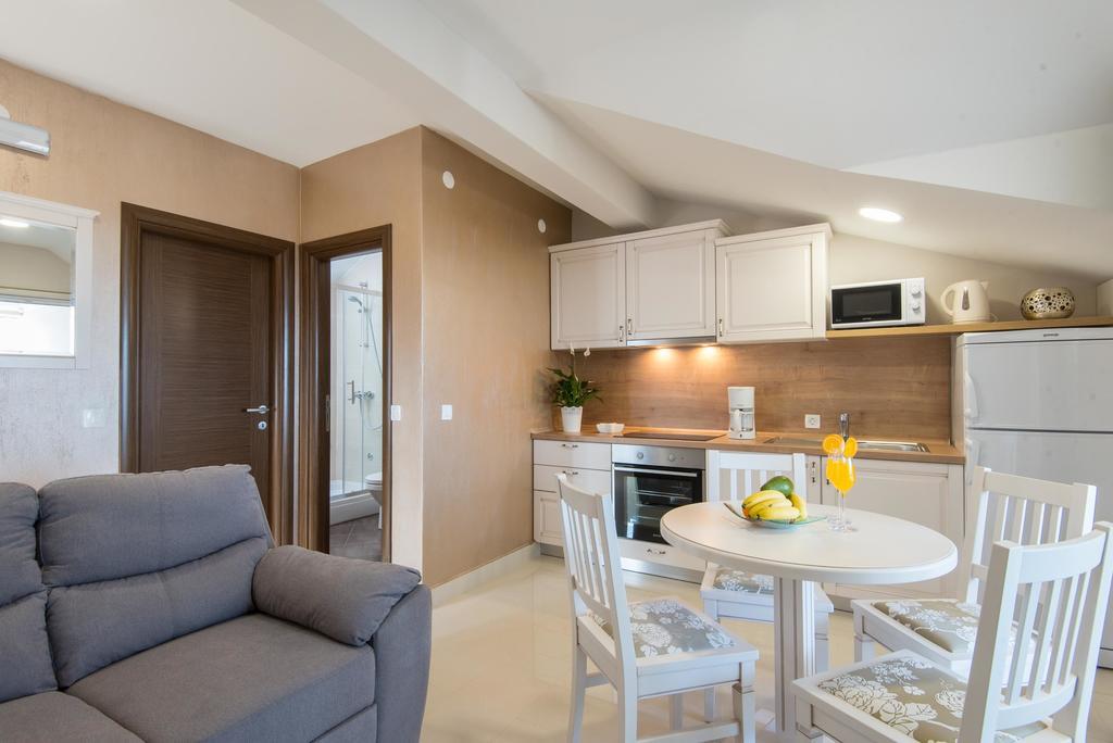Apartments Villa Stella Orebic Bagian luar foto